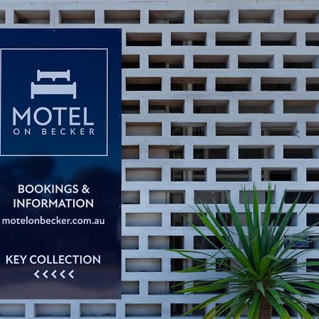 Motel On Becker Tintinara Екстер'єр фото